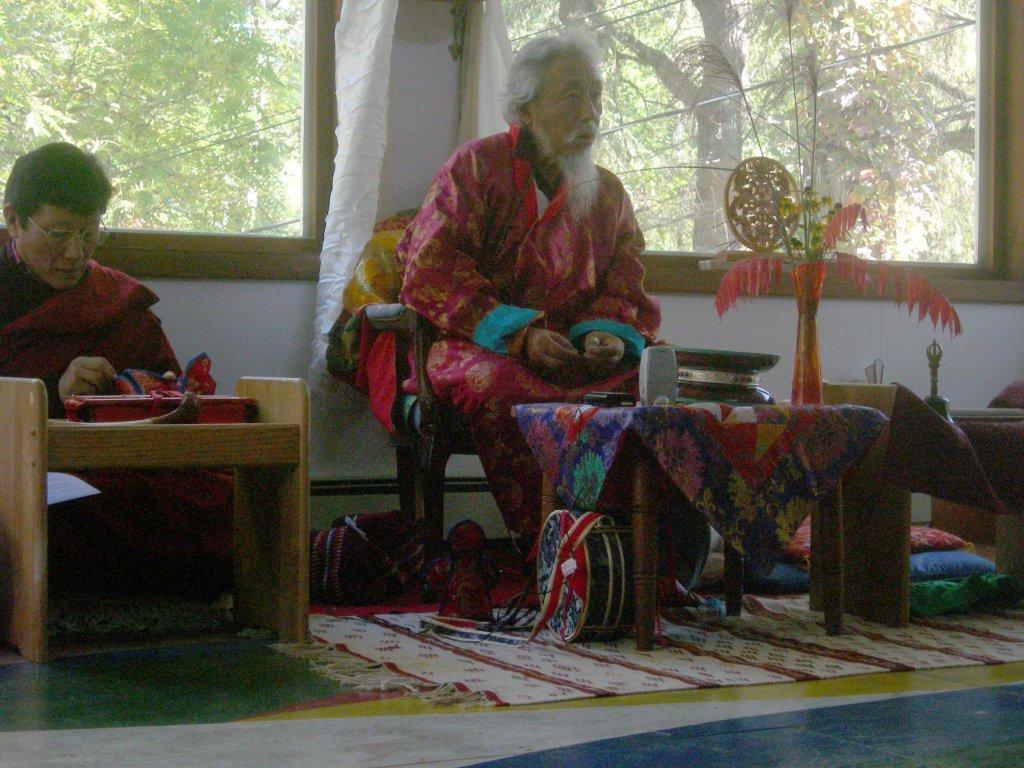 Bhakha-Tulku-Pema-Tenzing-leadingpractice